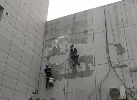 郑州上街区楼顶漏水维修公司分享下郑州上街区外墙防水的注意事项
