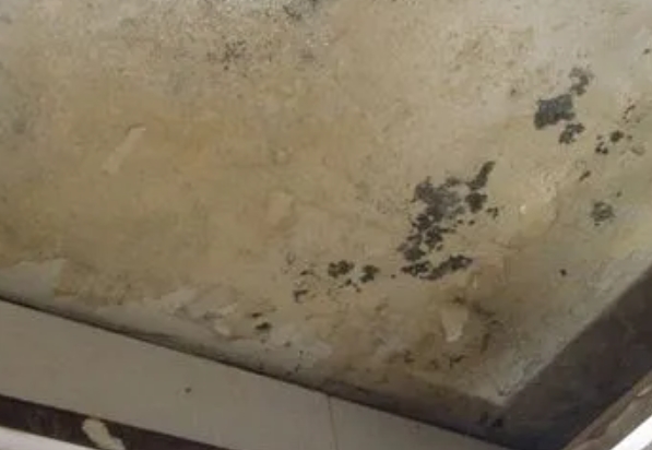 郑州上街区阳台漏水维修公司分享下郑州上街区卫生间渗水维修需要注意哪些问题。